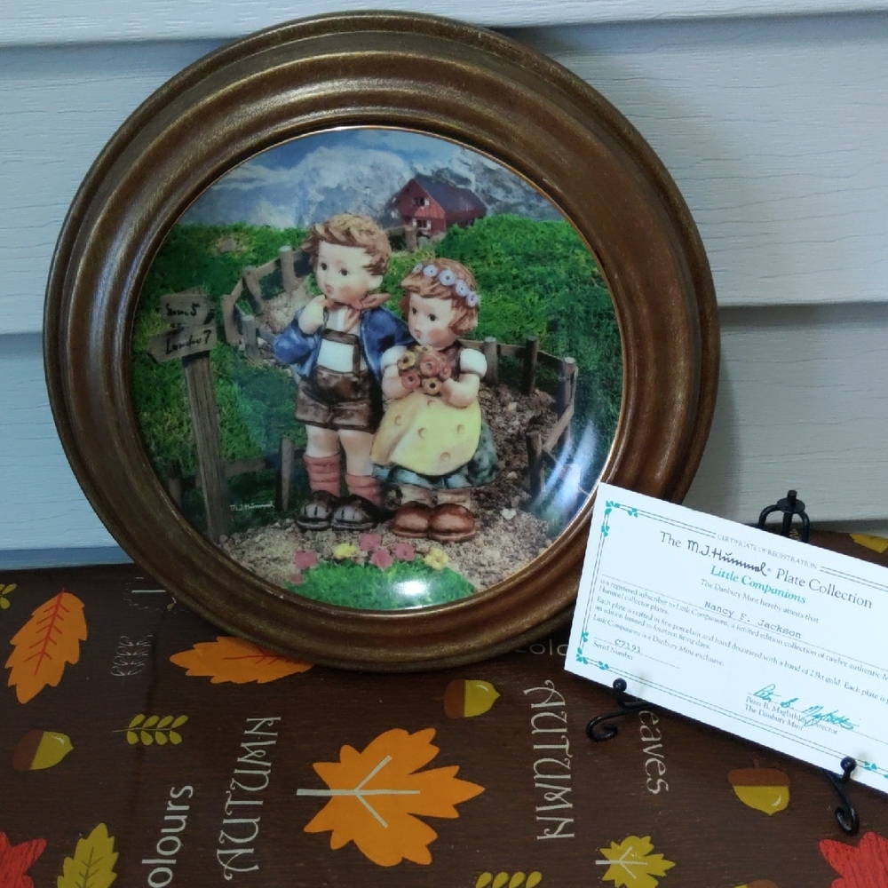 MJ Hummel 1990 Charming Gold Framed Decorative Plate